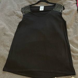 Vocal L black tank with silver beads and chains